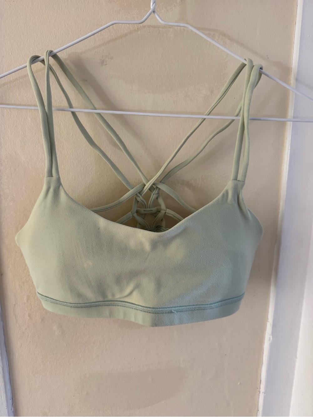 Lululemon Women’s Sports Bra